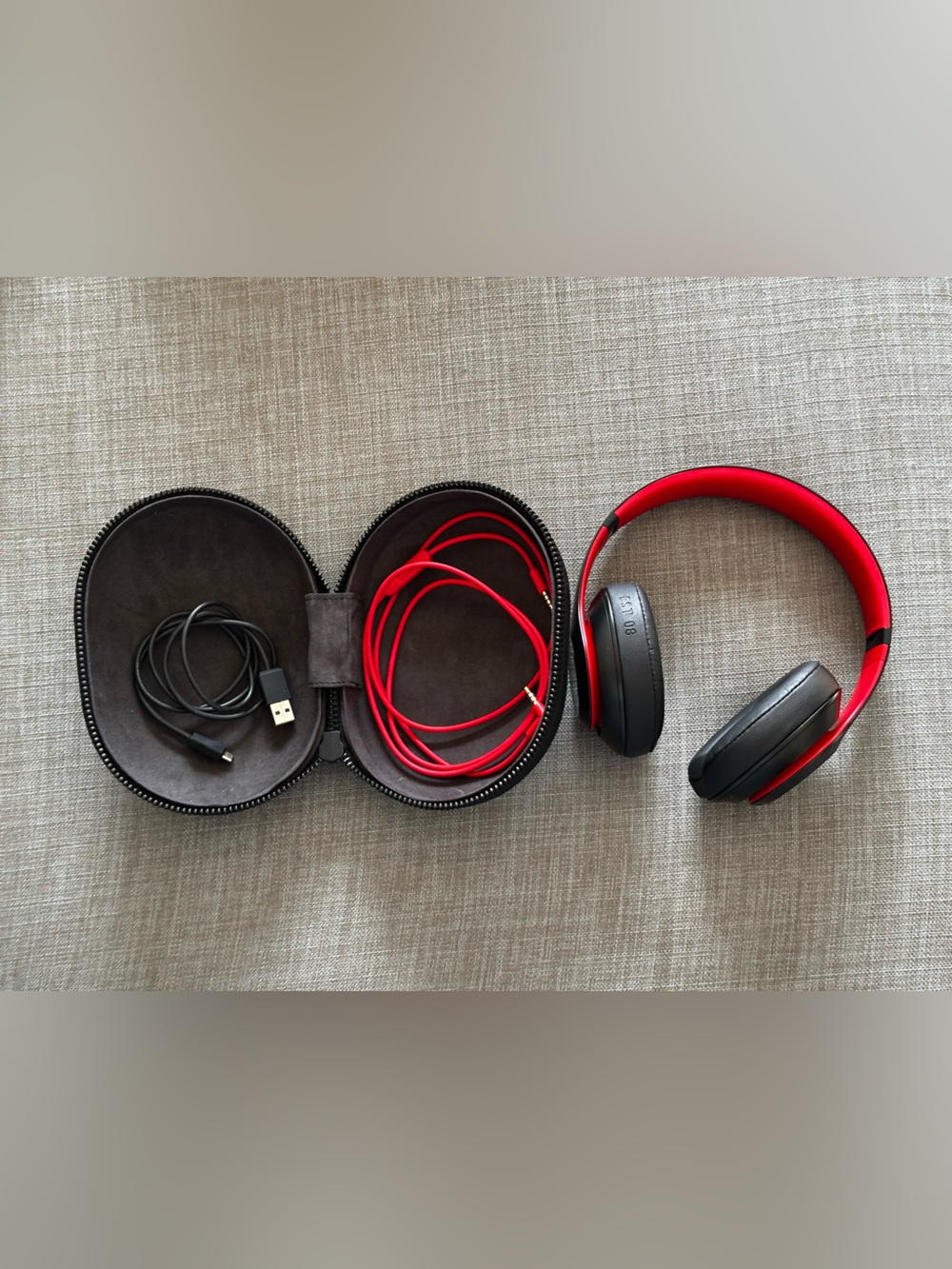 Beats Studio 3 Wireless Noise Cancelling Headphones - Great Condition